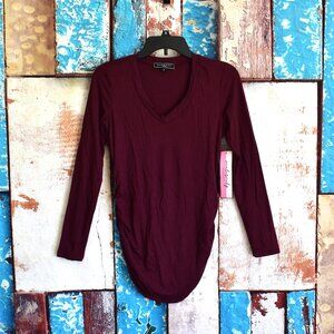 Women's Maternity Vibes T-Shirt Long Sleeve V-Neck Top SMALL Maroon NEW